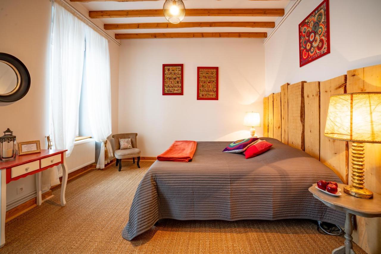 Le Mont Besset Bed & Breakfast Lalouvesc Ngoại thất bức ảnh